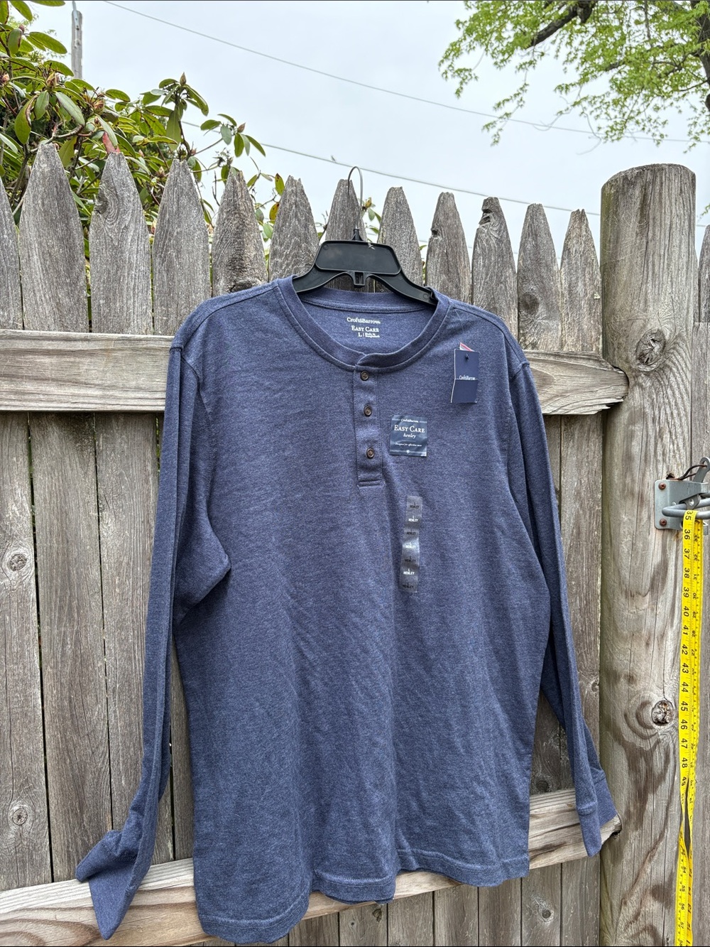 Croft & barrow large cotton blend navy Henley. NWT!!
